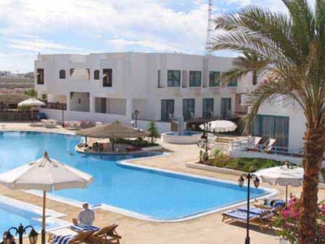 Logaina Sharm Resort image12